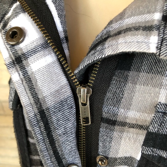 Hurley Women’s Flannel Shirt Jacket - Picture 4 of 8